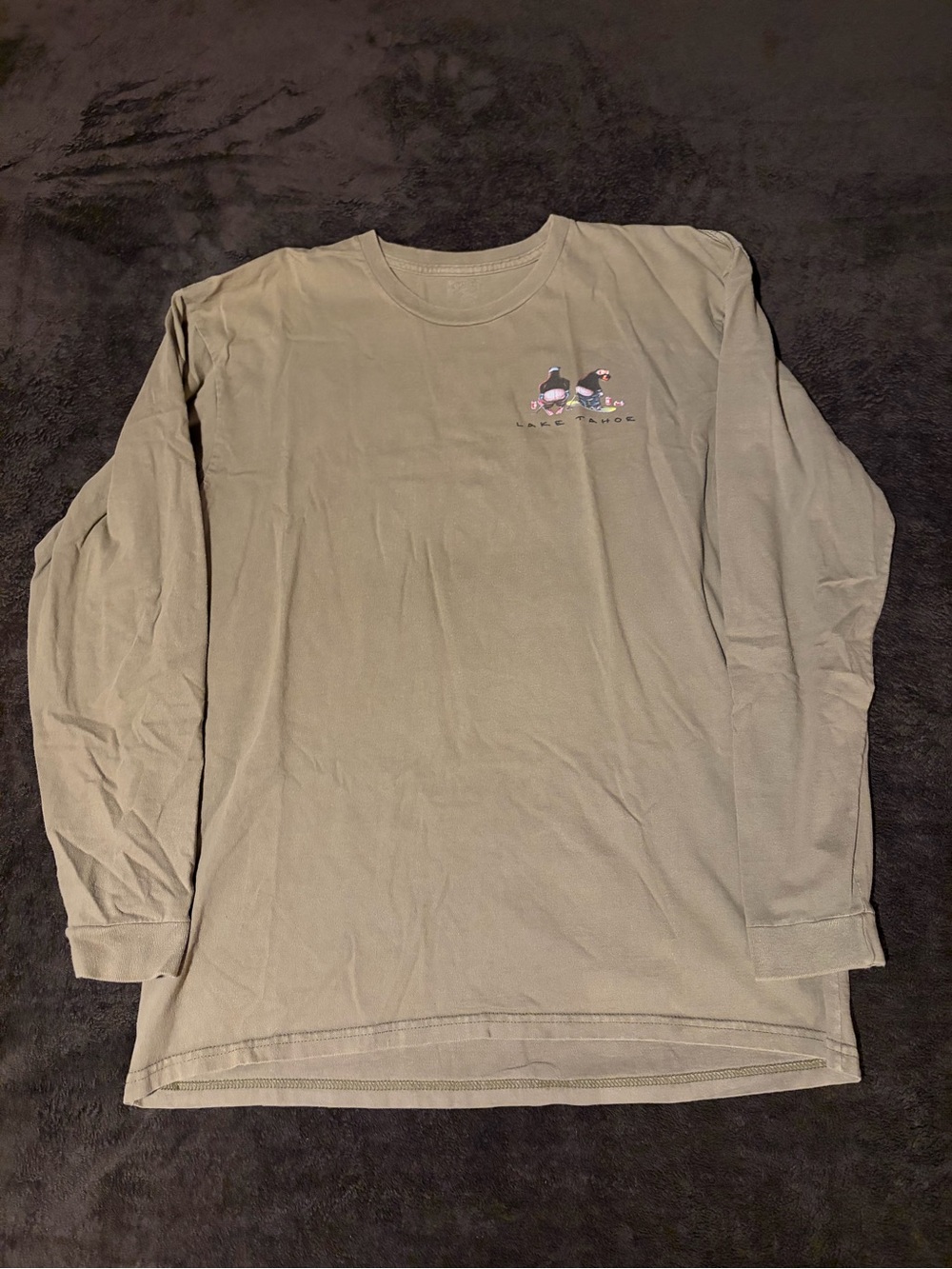 Vintage Lake Tahoe Mooning Bears Light Olive Longsleeve